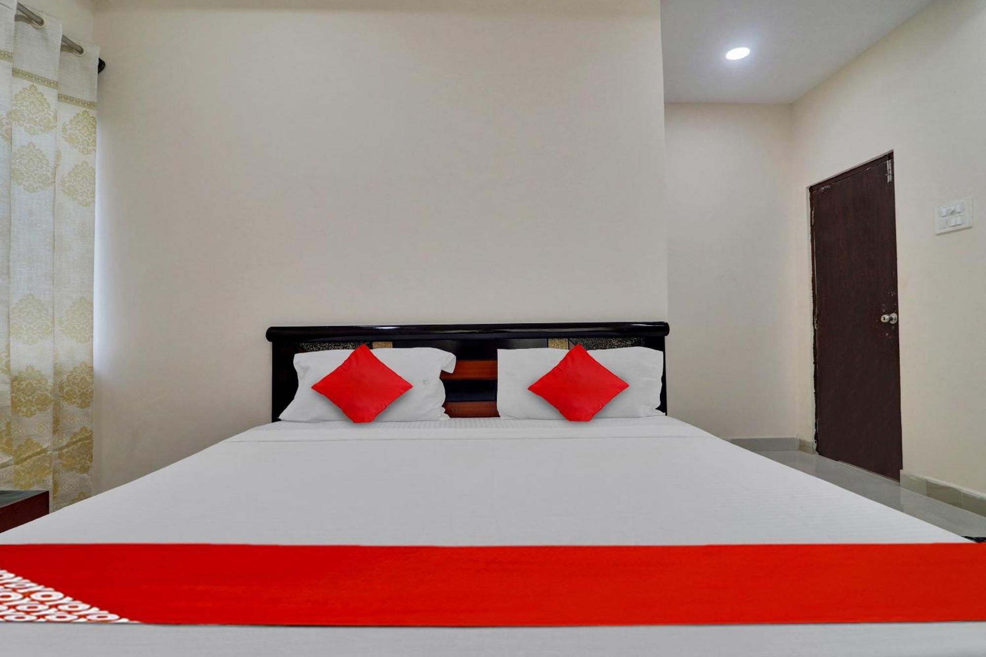 Hotel O Shri Ganesh Near By Himayatnagar,Ashok Nagar,Rtc X Roads Hyderabad Exterior photo