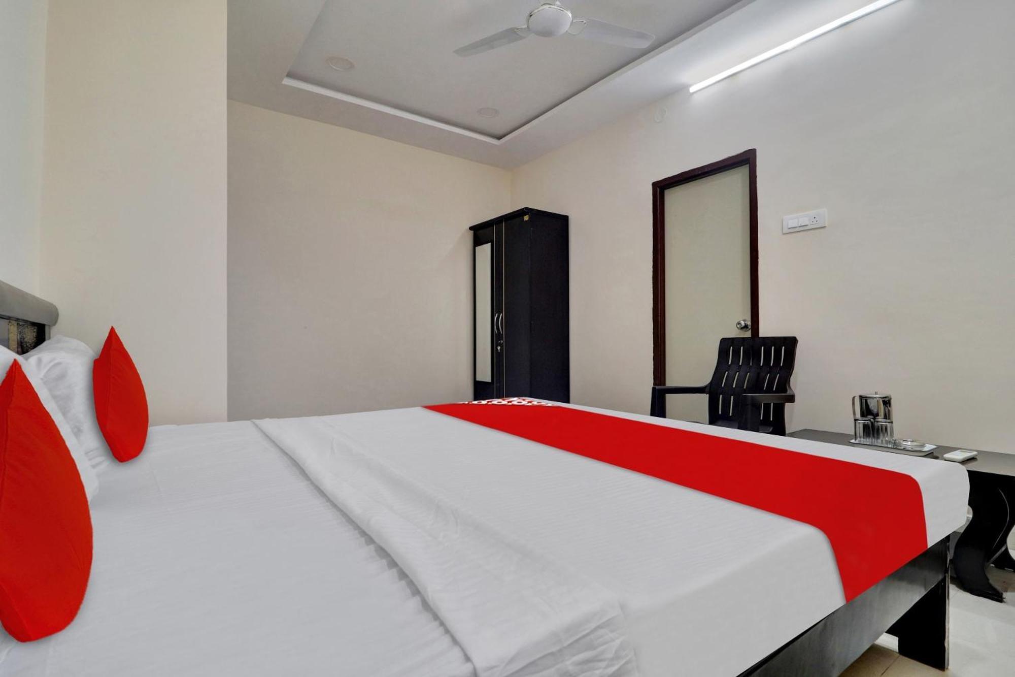 Hotel O Shri Ganesh Near By Himayatnagar,Ashok Nagar,Rtc X Roads Hyderabad Exterior photo